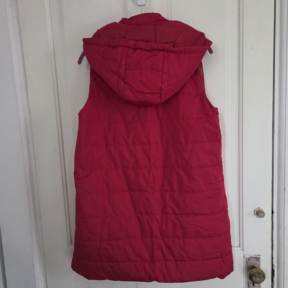 Red Weatherproof Vest - Picture 9 of 12